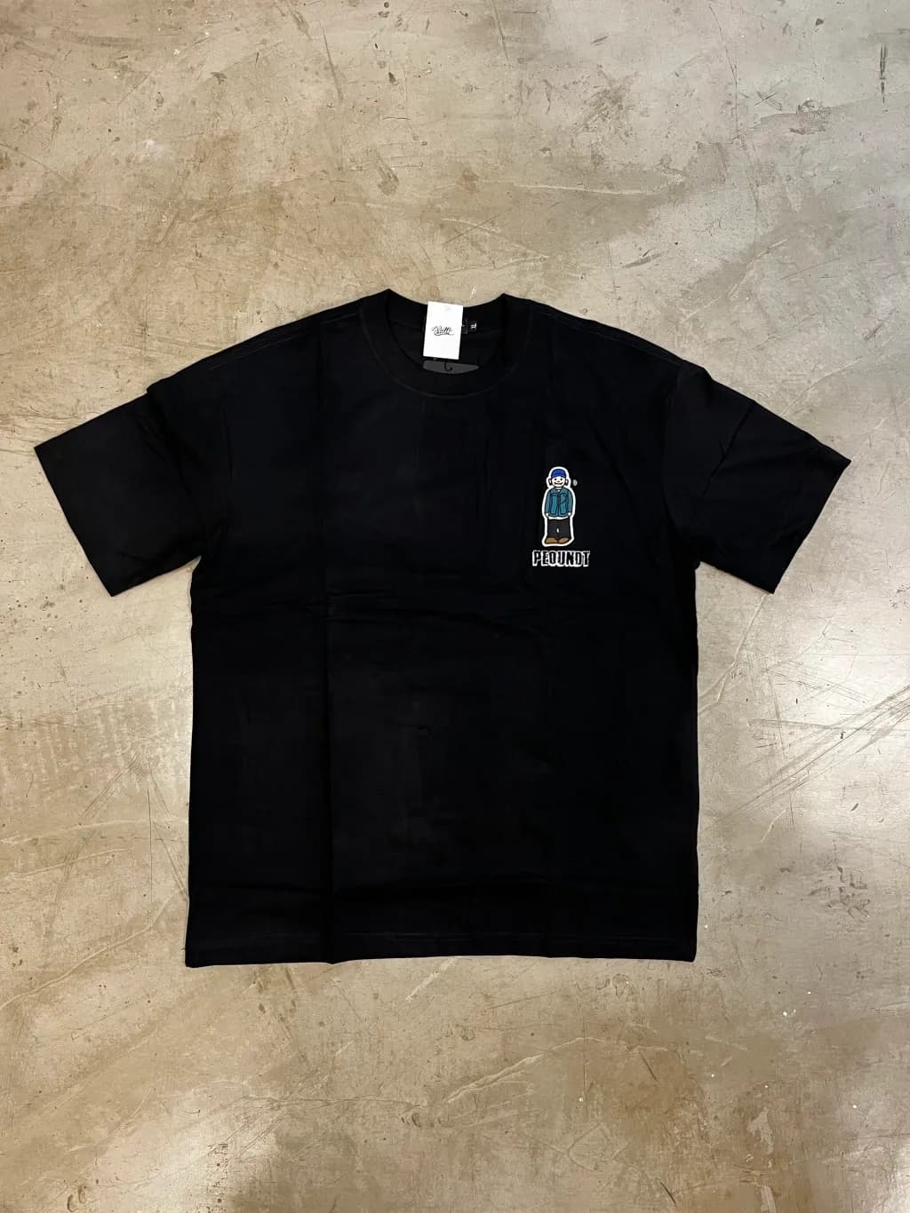 REMERA PEOUNDT