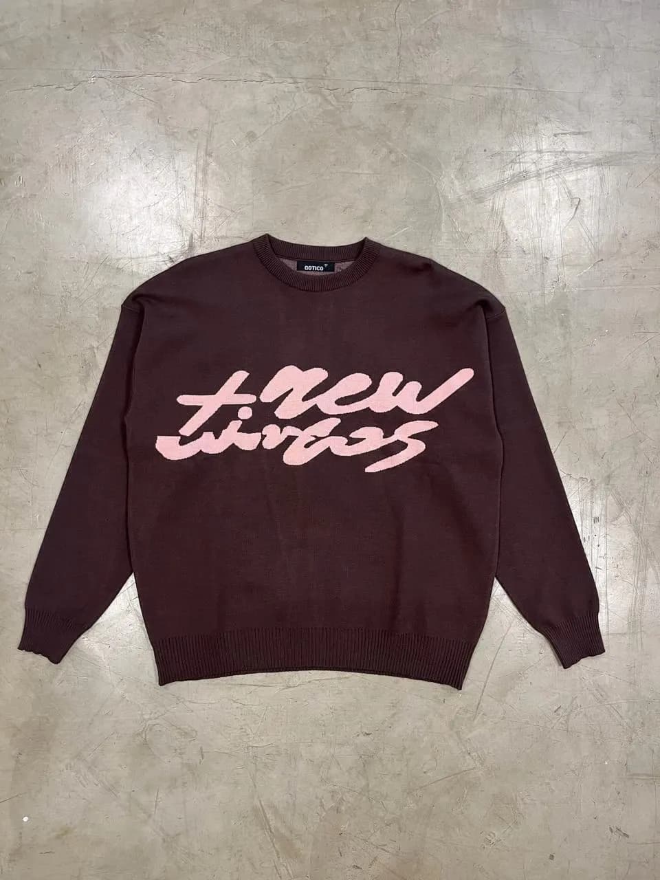 SWEATER NEW