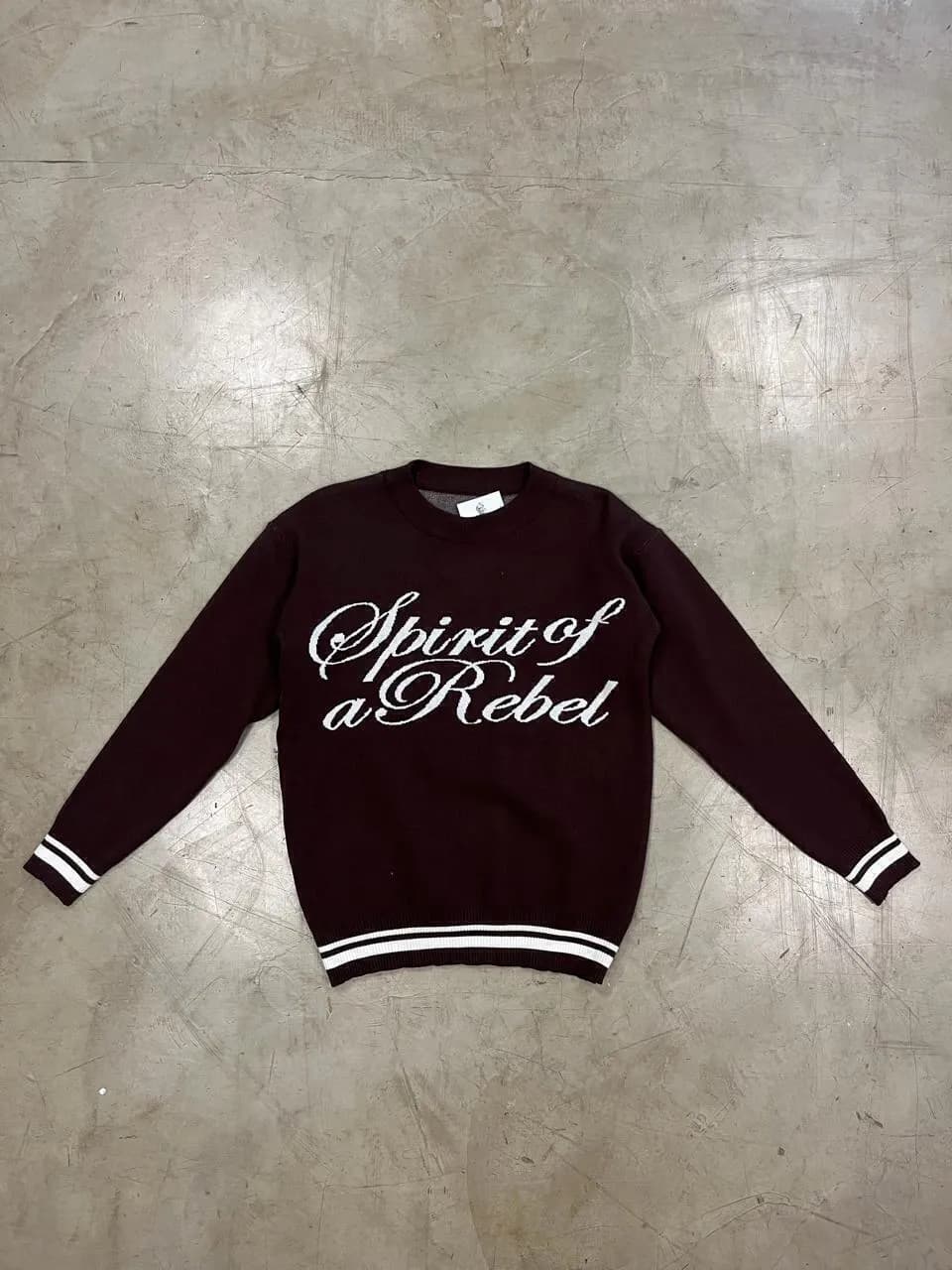 SWEATER SPIRIT
